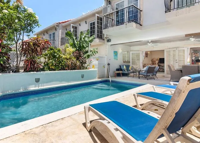 Nanpa, Luxury Family Three Bed Villa, St James West Coast, Private Pool